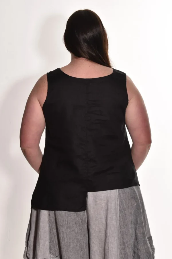 Bodil. Solid Tank.