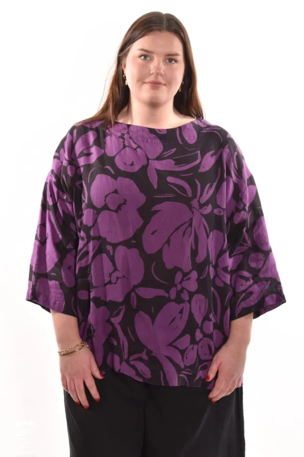 Bryn Walker. Resort Tunic In Lightweight Linen.