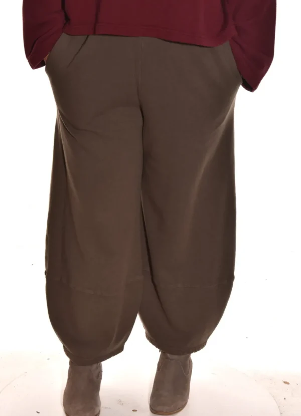 Bryn Walker. The Oliver Pant In Bamboo Cotton Fleece.