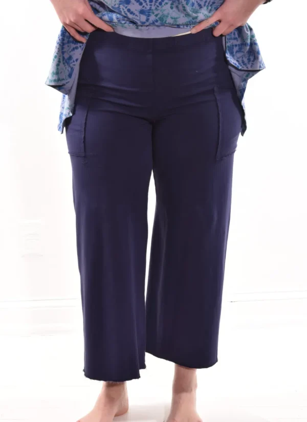 Cotton Lani. Comfort Crop Pant.