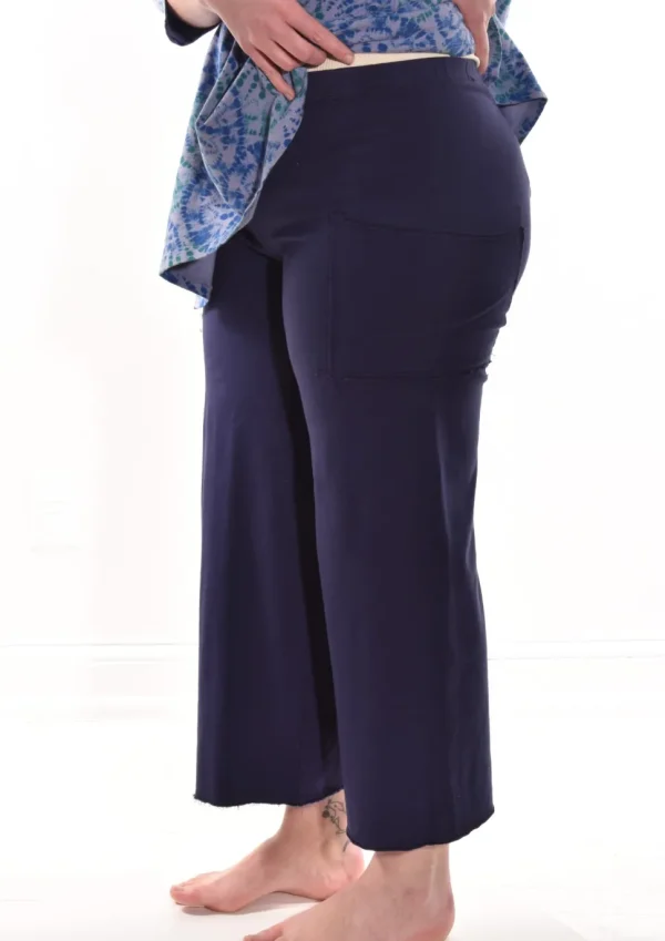 Cotton Lani. Comfort Crop Pant.