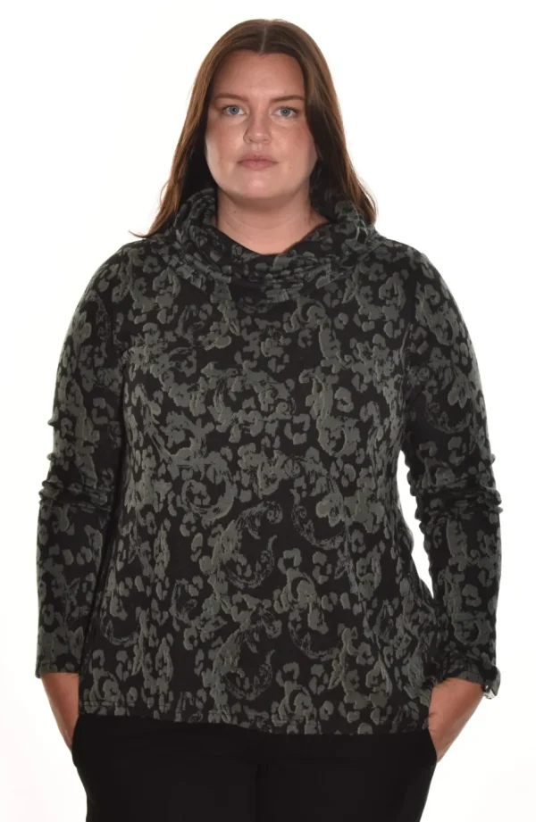 Cut Loose. Cowl Neck Pullover.