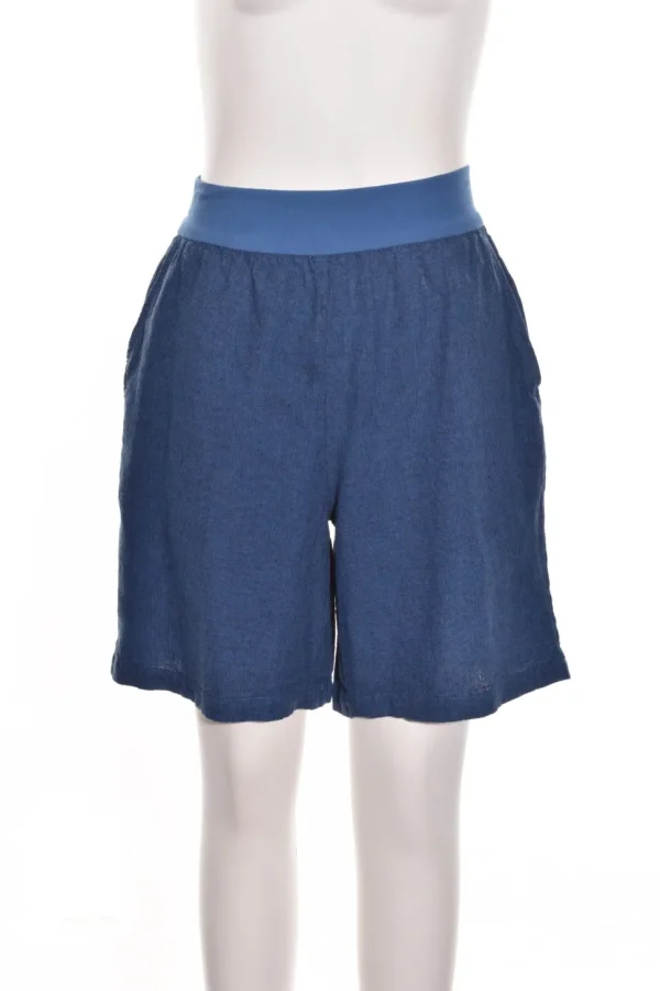 Cut Loose. Walking Short In Crosshatch.