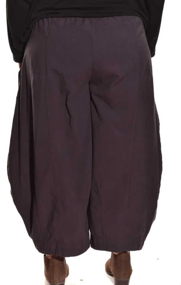 Eleven Stitch Design By Gerties. Double Pocket Pant.