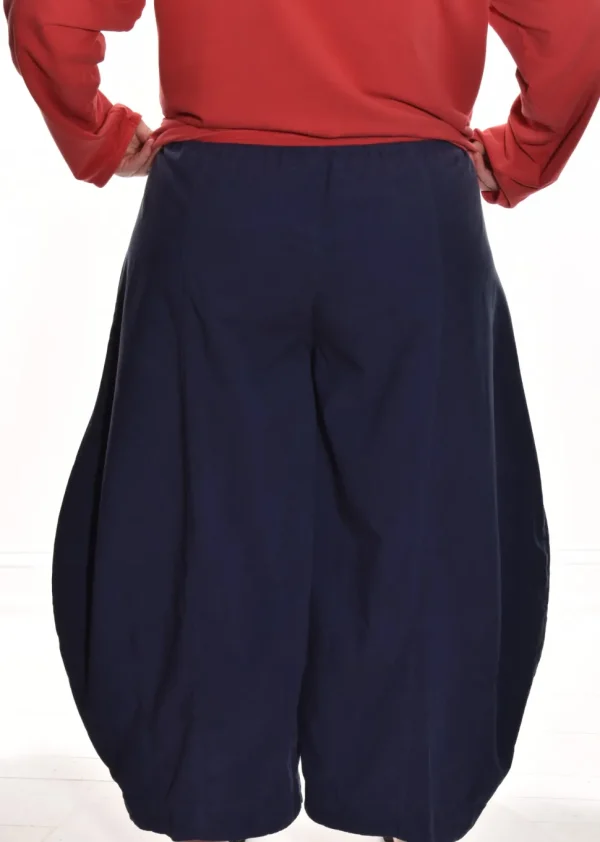 Eleven Stitch Design By Gerties. Double Pocket Pant.