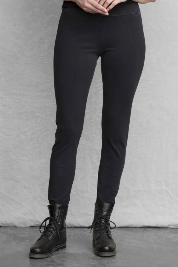 Habitat. Black Easy Pant.