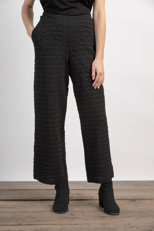 Habitat. Pucker Weave Solid Ankle Pant.