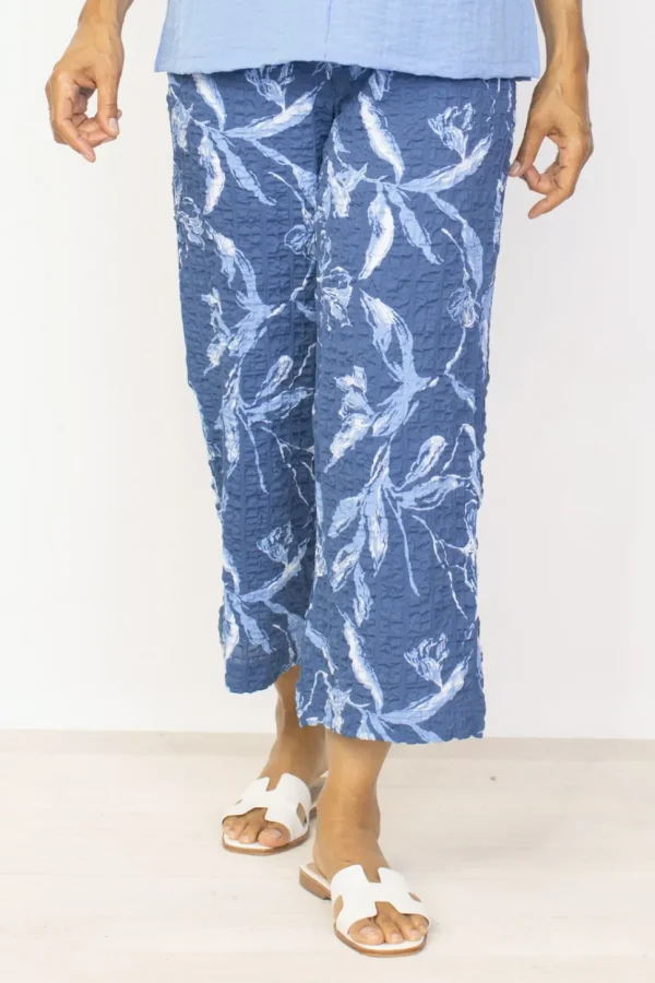 Habitat. The Flat Front Flood Pant in Floral Puckerweave.