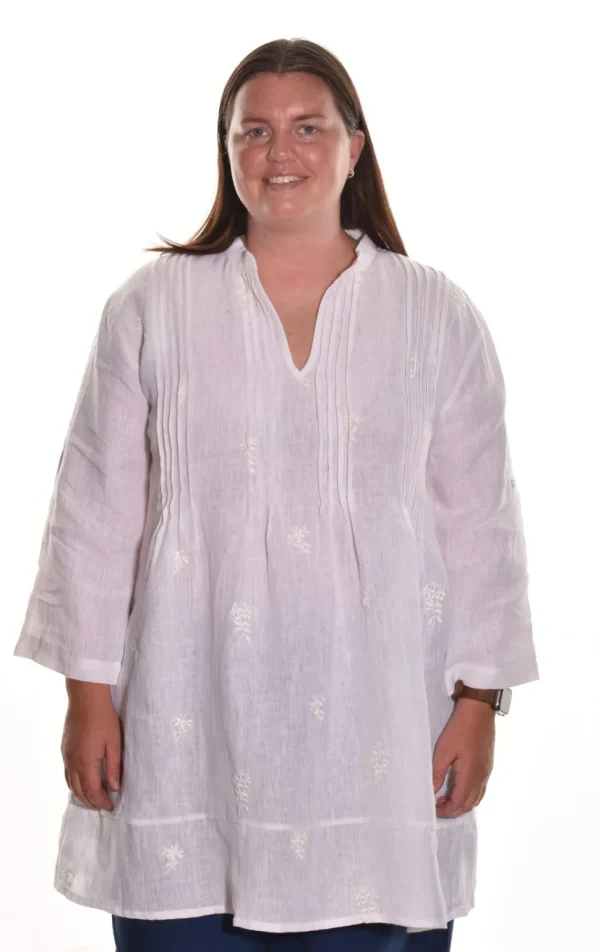 Lea. Embroidered Pintuck Tunic In Medium Weight Linen.