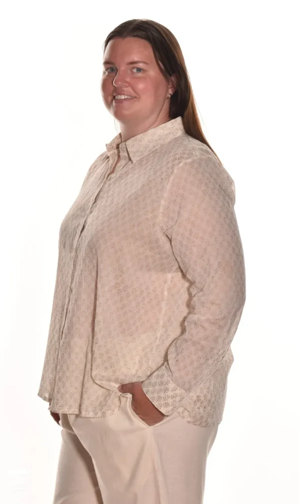 Lea. Pleat Back Shirt With Handblock Print In Organic Cotton/Silk.