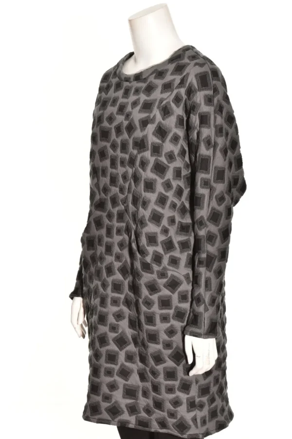 Niche. High Watt Tunic.