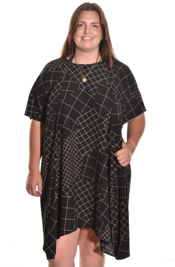 Niche. Origami Dress.