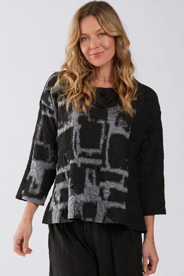 Sydney Project. Crinkle Geo Contrast Tunic.