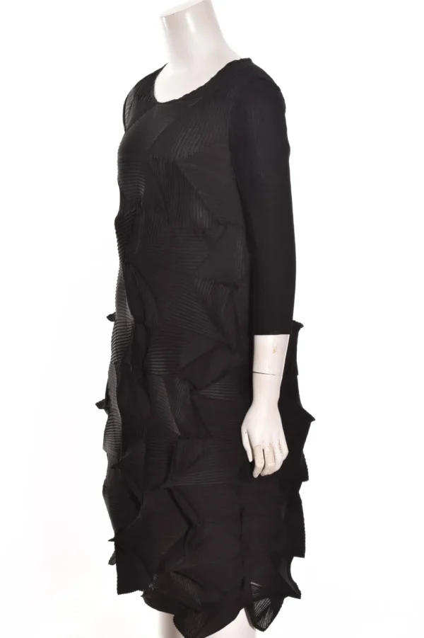 Vanite Couture. Dress In Black.
